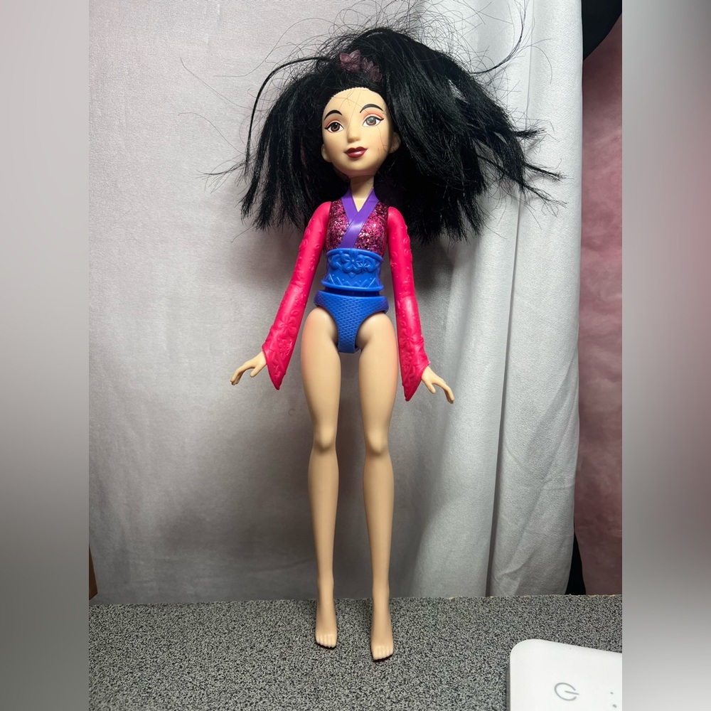 Disney Princess Royal Shimmer Mulan Doll 2018 Barbie